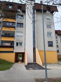 blok na Badovinčevi ulici